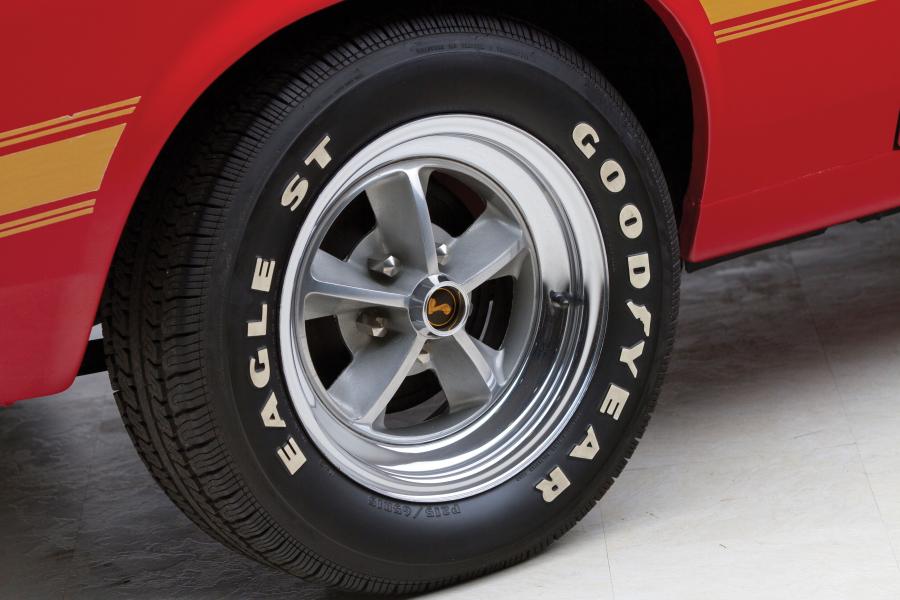  Shelby GT350 Fastback Coupe 1969 года  (фото 15 из 21)